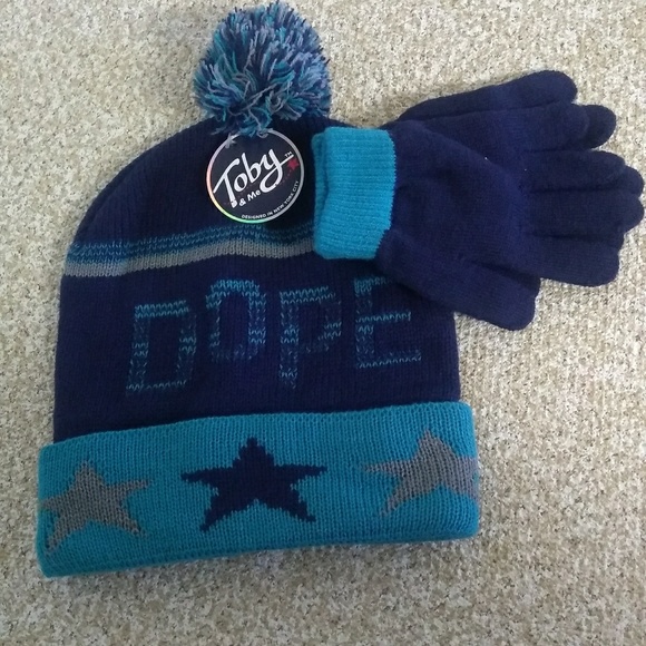 Boys Pom Pom Beanie & Gloves. - Picture 1 of 3